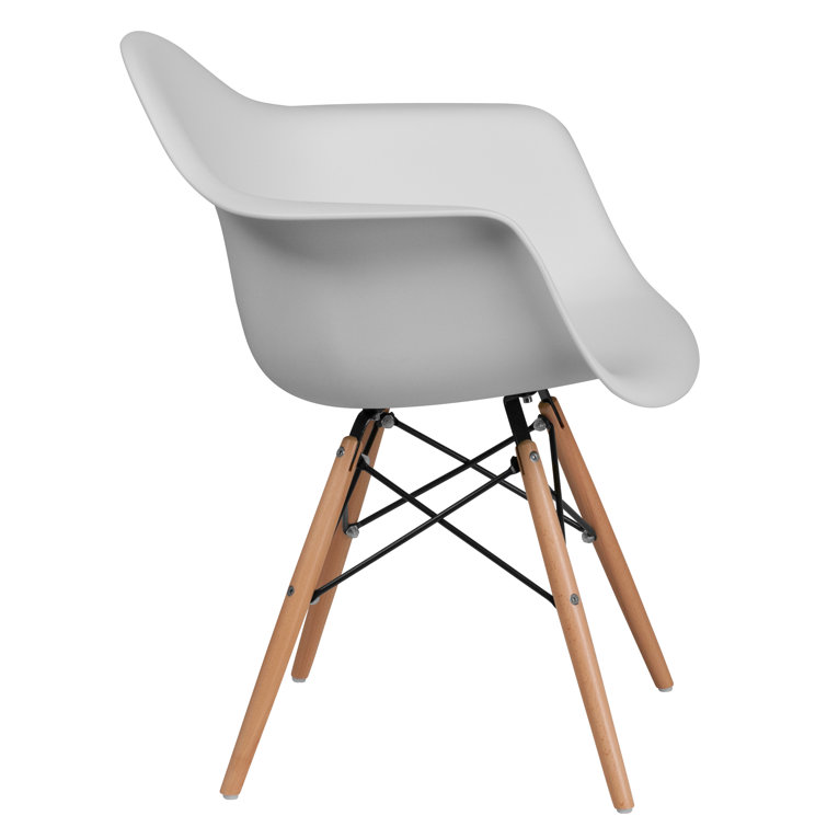 Plastic chair white discount color